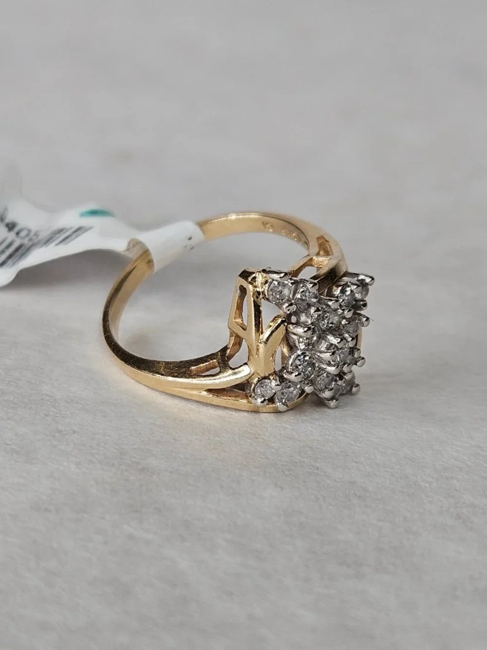 14K Yellow Gold Diamond Cocktail Bypass Flower Cluster Ring .30TCW Size 6.5